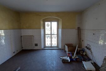 INTERO PALAZZO A ROCCABIANCA (PR)