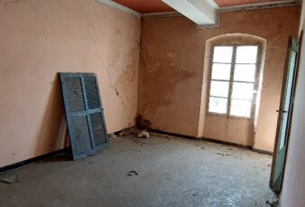 INTERO PALAZZO A ROCCABIANCA (PR)