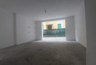 PARMA, ADIACENZE PARCO FERRARI, APPARTAMENTO 115 MQ