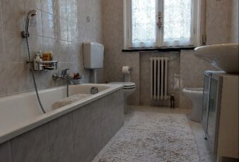 SALA BAGANZA, PR, APPARTAMENTO IN BIFAMILIARE