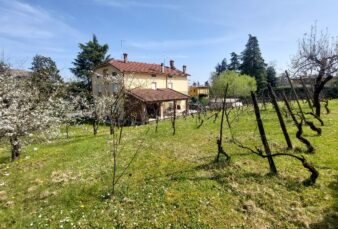 SALA BAGANZA, PR, APPARTAMENTO IN BIFAMILIARE