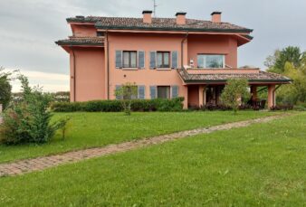 PARMA, CASA INDIPENDENTE