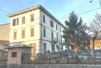 SOLIGNANO (PR), APPARTAMENTO 105 MQ, 3 CAMERE