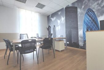 PARMA, UFFICIO PIAZZA GARIBALDI, 127 MQ