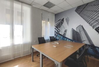 PARMA, UFFICIO PIAZZA GARIBALDI, 127 MQ